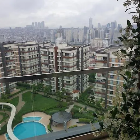 1+1 With Amazing View Close To Mall&carrefour *